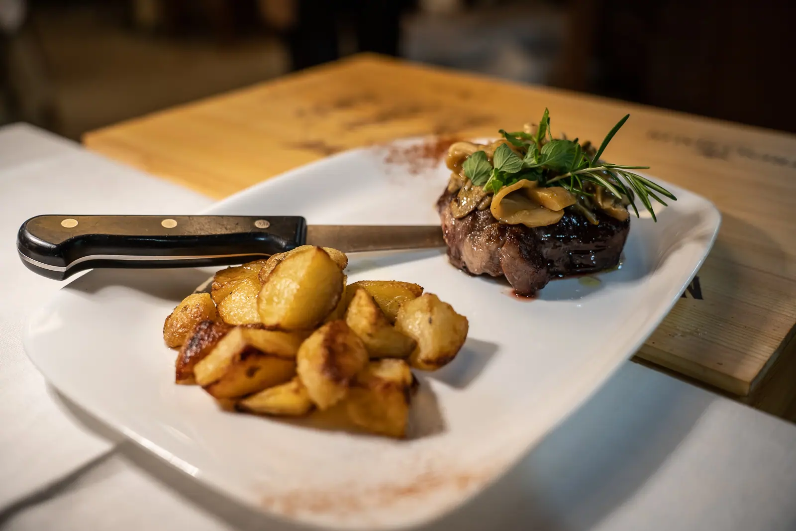 Filetto di manzo all Abetonese - Trattoria La Tignamica